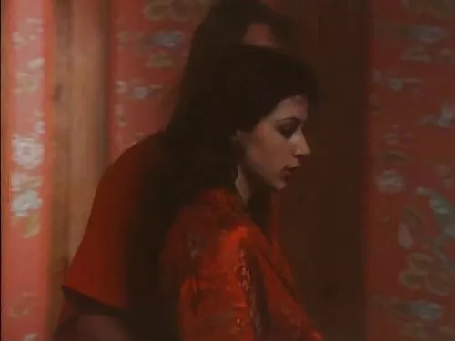 फ्लफी हुकर Sophie De ...