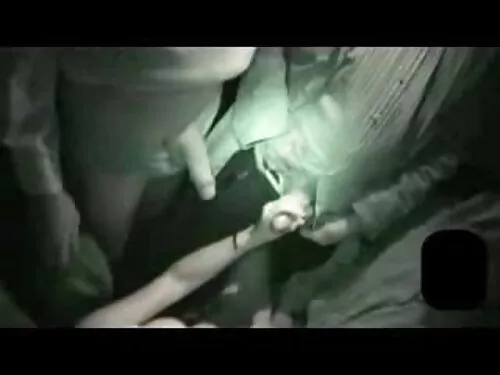 राम्ररी ग्रेस्ड गोरा ...
